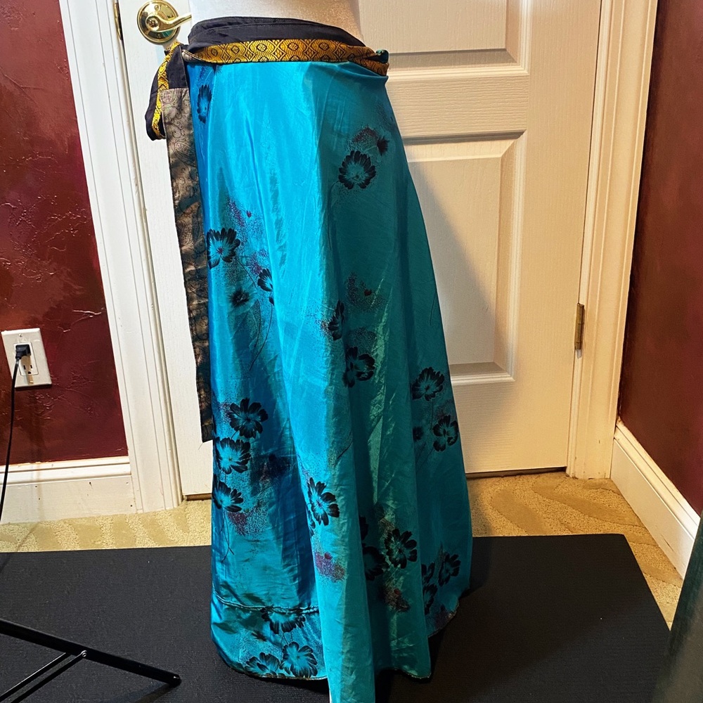 Reversible Wrap Round Maxi Skirt in Silk - Picture 5 of 7